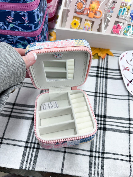 Simply Southern Jewelry Case - Quilt Pattern Patchwork