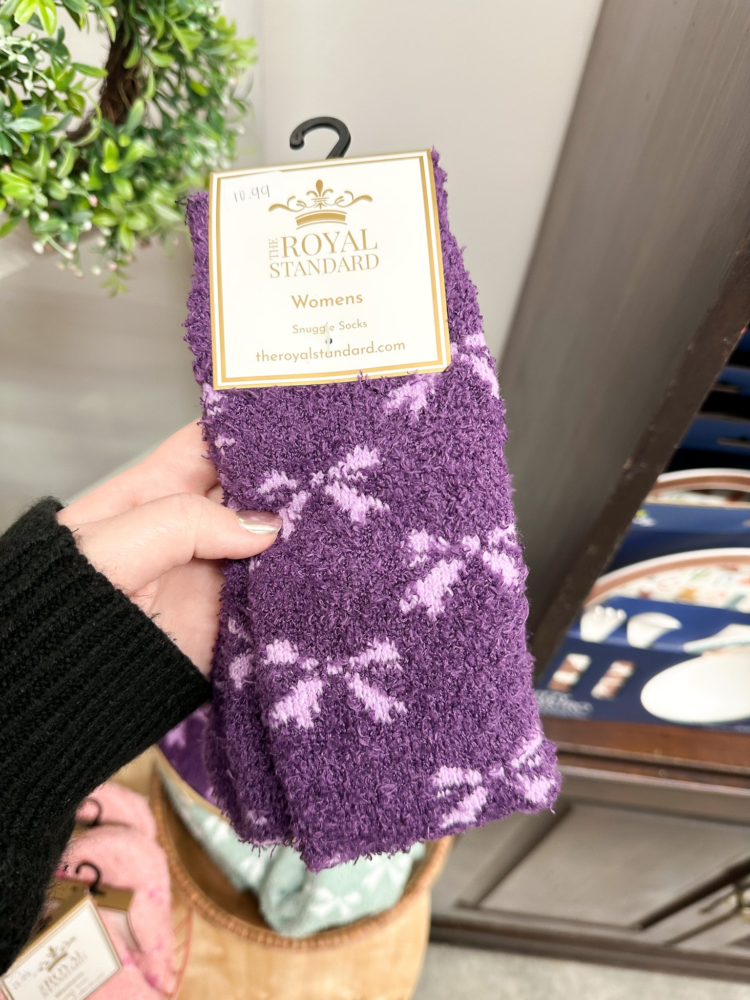 Women's Purple Bow Fuzzy Socks