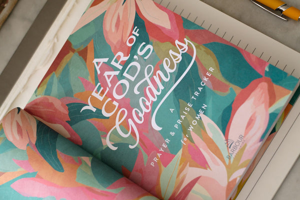 A Year of God's Goodness: A Prayer and Praise Tracker for Women
