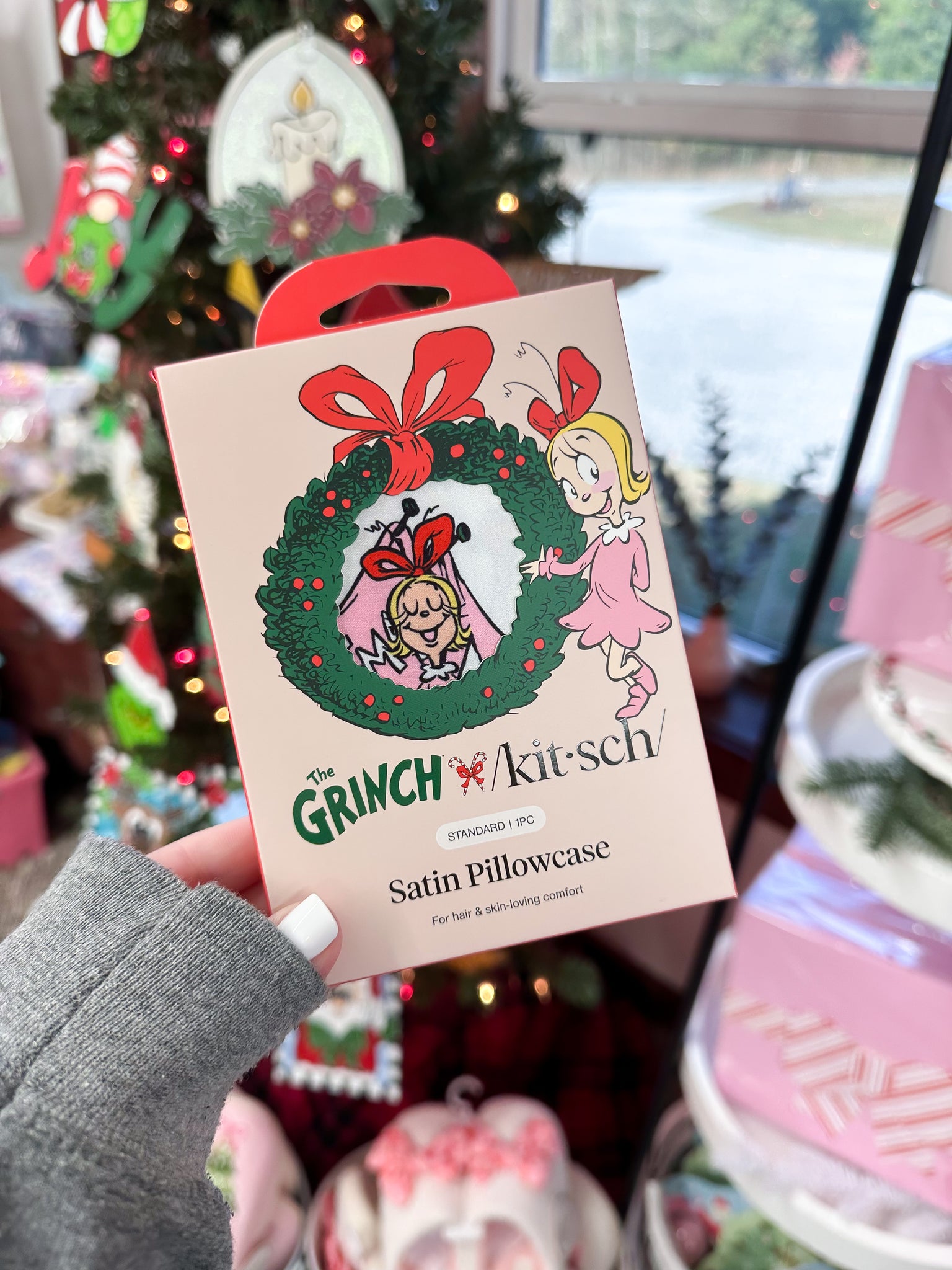 The Grinch x KITSCH Satin Pillowcase in Cindy Lou Who