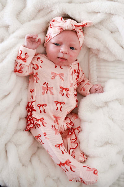 Caden Lane | Christmas Bamboo Waffle Ruffle Zipper Footie - Peppermint Bows